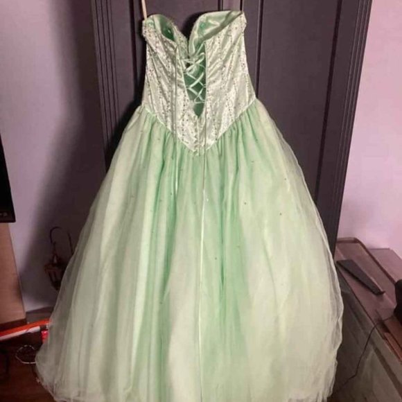Size 10 Mint Green Strapless Sweetheart Dress/Gown - Picture 2 of 2
